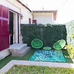 Alojamento de Acomodação e Pequeno-almoço Castel Enchante Nice