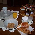 Alojamento de Acomodação e Pequeno-almoço Castel Enchante