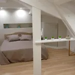Castel Enchante Alojamento de Acomodação e Pequeno-almoço Nice