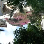 Castel Enchante Alojamento de Acomodação e Pequeno-almoço Nice