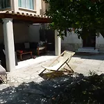 Alojamento de Acomodação e Pequeno-almoço Castel Enchante