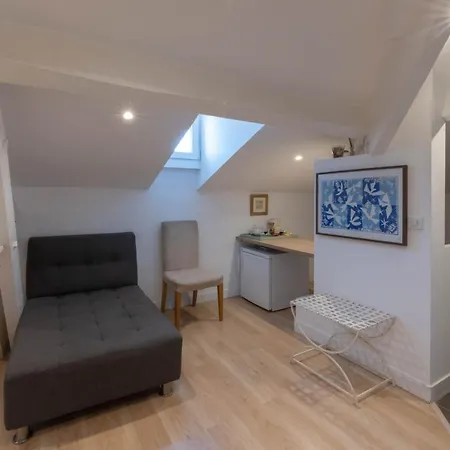 Castel Enchanté 4* Niza