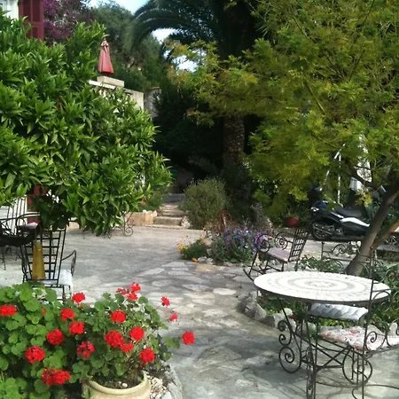 Couette-café Castel Enchanté Nice
