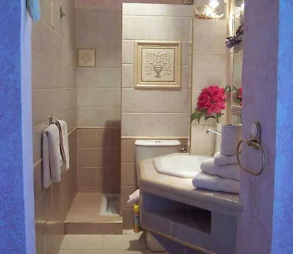 Castel Enchante Bed & Breakfast Nice