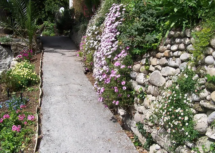 Bed and Breakfast Castel Enchante