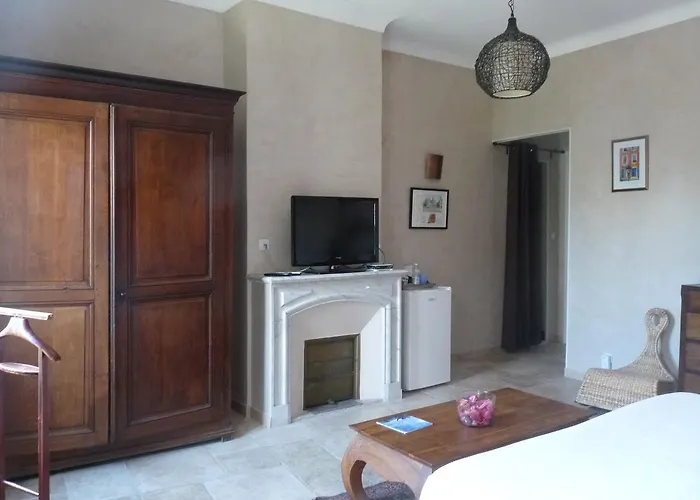 Bed & Breakfast Castel Enchante Nice